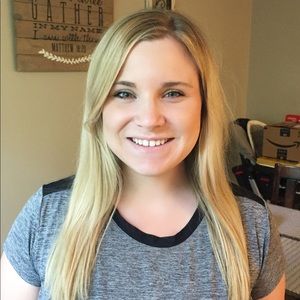 Meet your Posher, Lauren